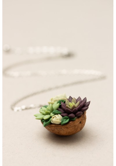 Green and Dark Violet Succulent Nutshell Necklace