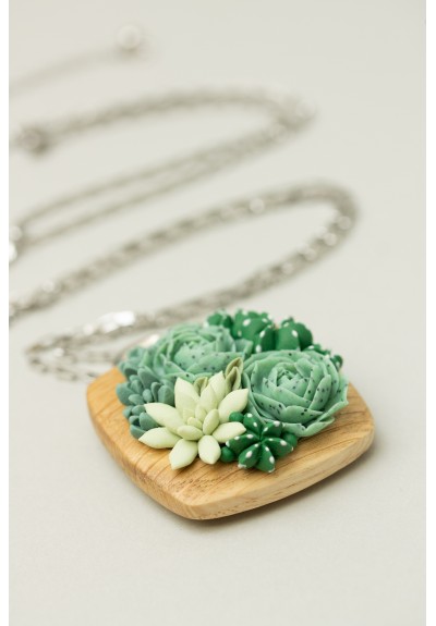 Succulent Necklace With Wooden Pendant