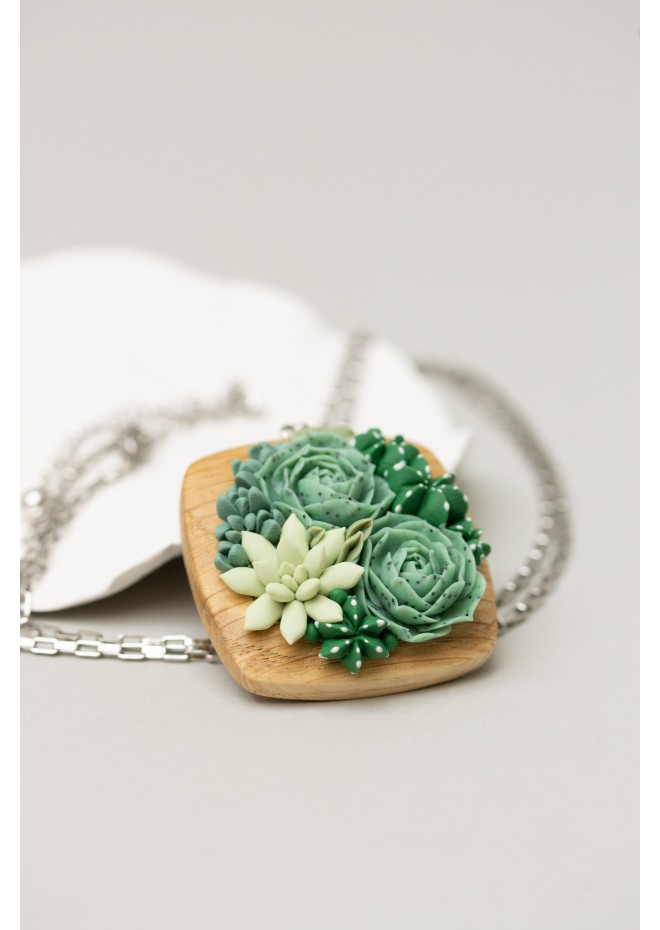 Succulent Necklace With Wooden Pendant