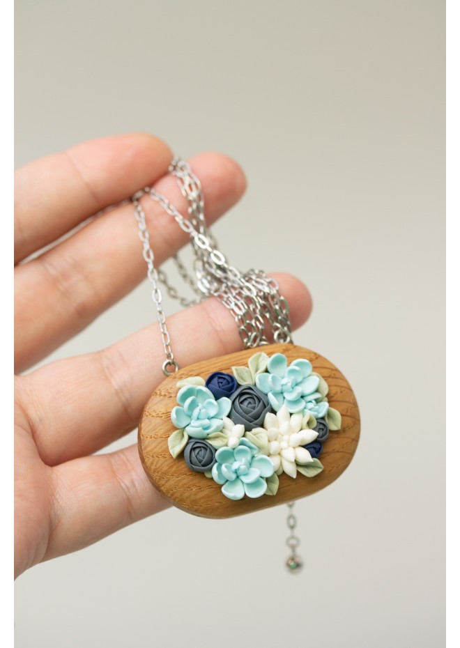 Succulent Necklace With Wooden Pendant