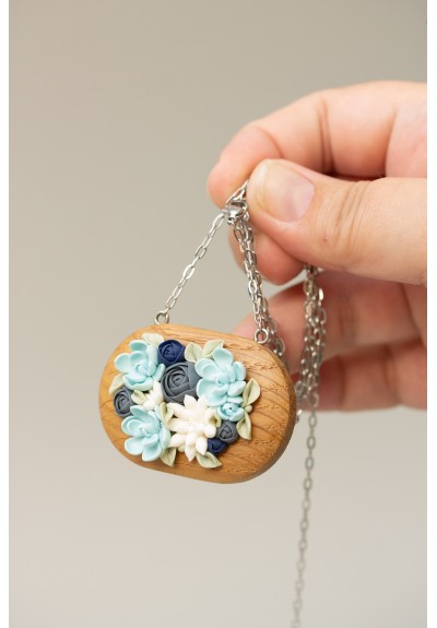 Succulent Necklace With Wooden Pendant
