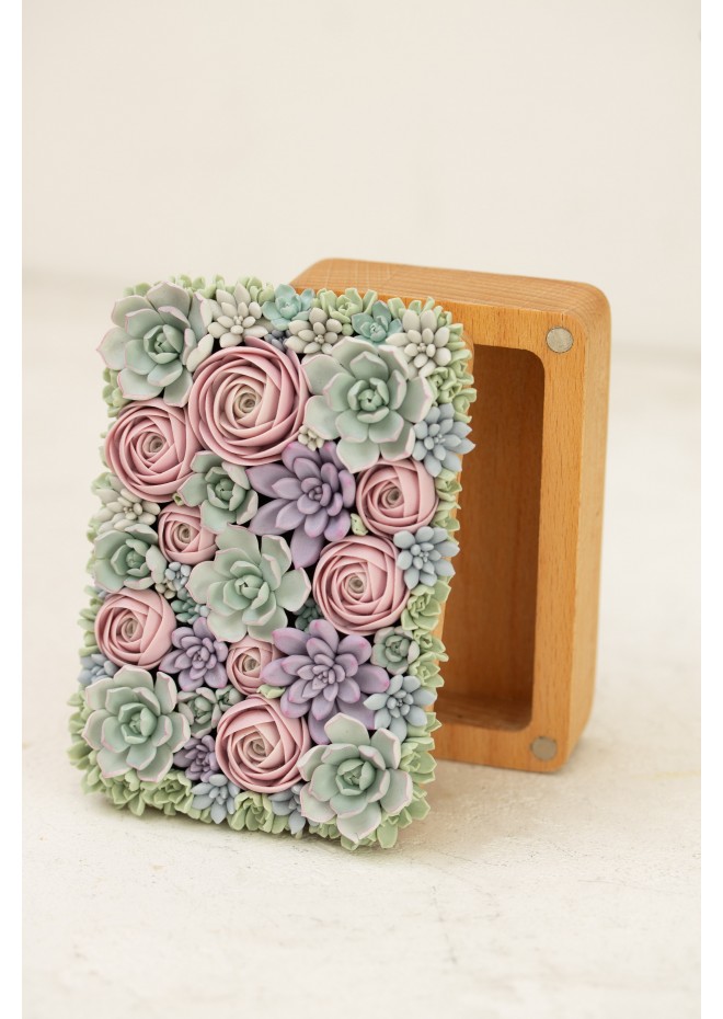 Handcrafted Wooden Jewelry Box with Pastel Succulents – EtenIren