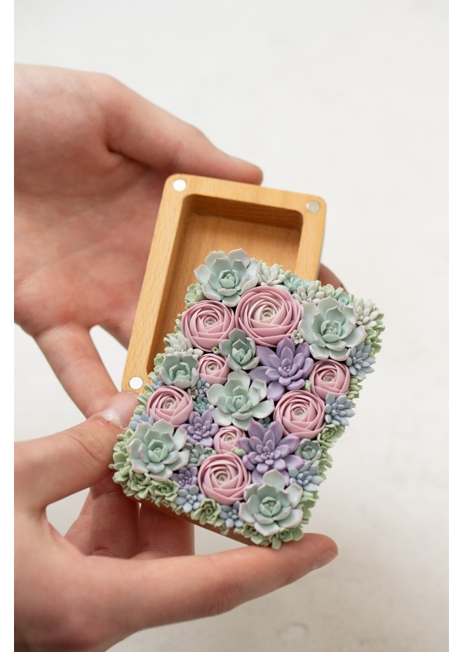 Handcrafted Wooden Jewelry Box with Pastel Succulents – EtenIren