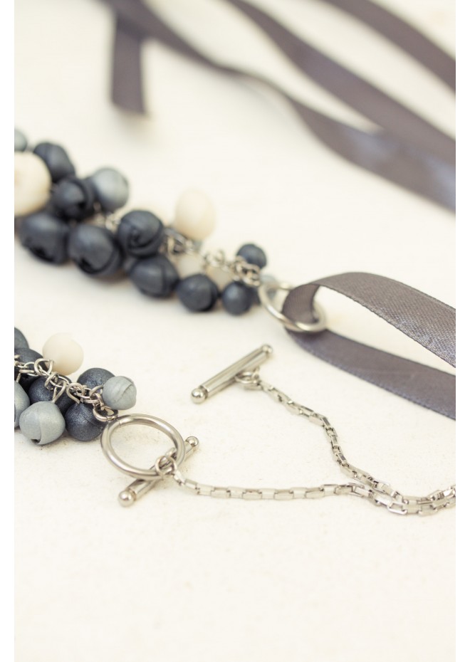 Beyond Colors Necklace – Unique Handmade Gray and White Floral Jewelry | Eten Iren