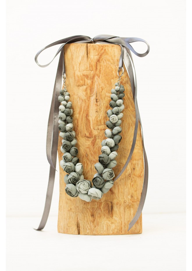 Gray Bloom Necklace