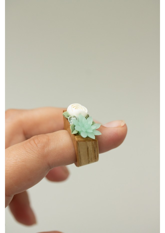 Exquisite Handcrafted Wooden Ring