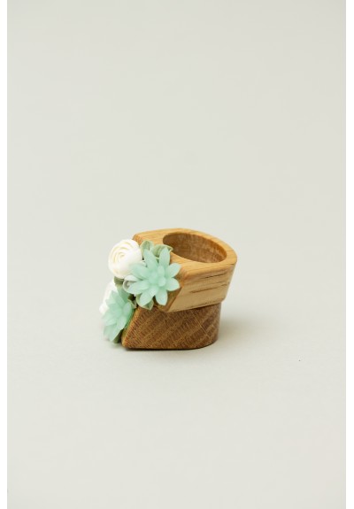 Exquisite Handcrafted Wooden Ring