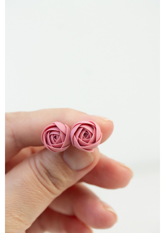 Cozy Crochet Flower Stud Earrings