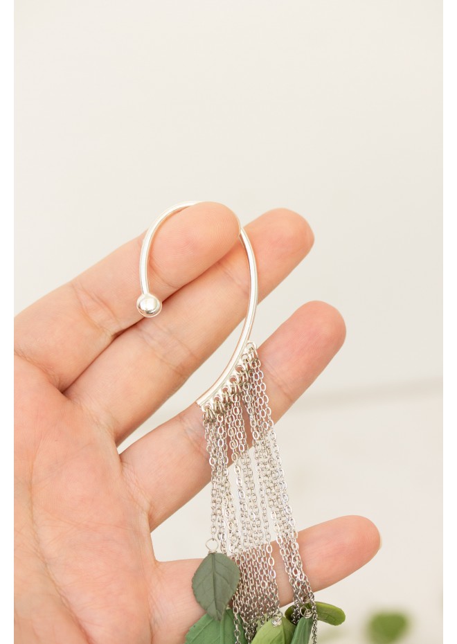 Handmade Green Gold Leaf Ear Cuff – Elegant & Lightweight