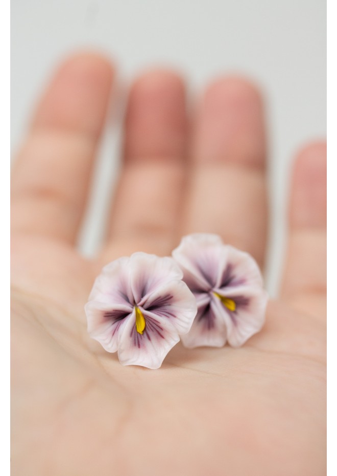 Pink Pansy Earrings  Flowers Stud earrings