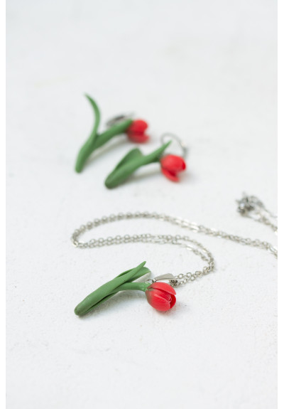 Tulip Necklace, Elegant Tulip Necklace, April birth flower necklace,  Valentine's Gift, Christmas Gifts for Mother