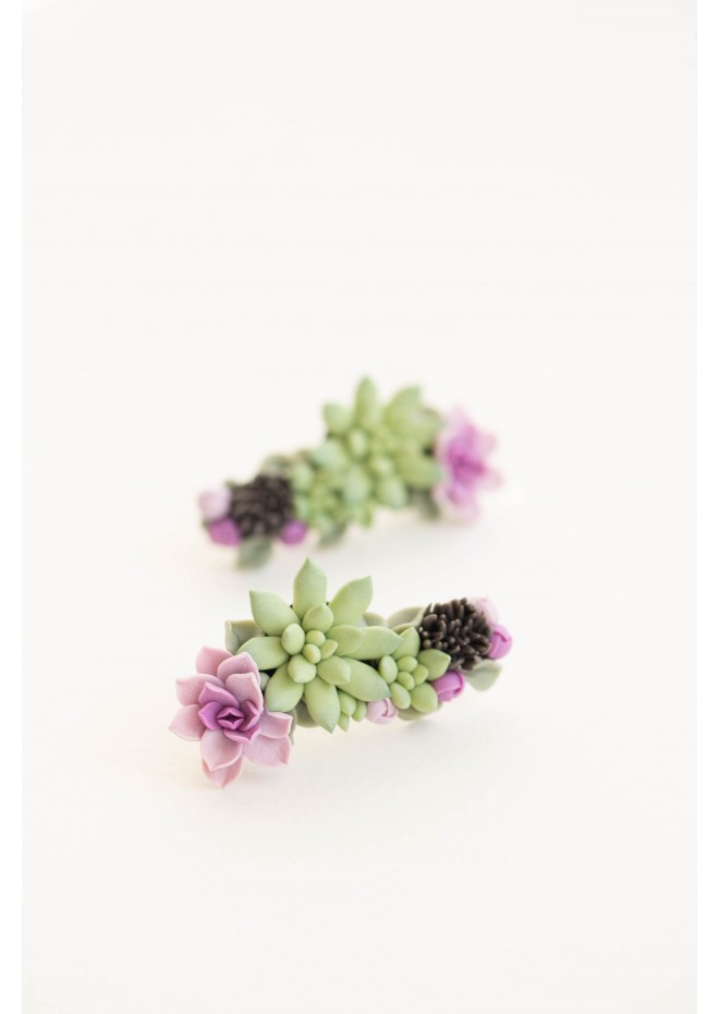 Succulent Echeveria Cuff earrings Green Pink Succulents dangle earrings, unique floral jewelry, design from EtenIren