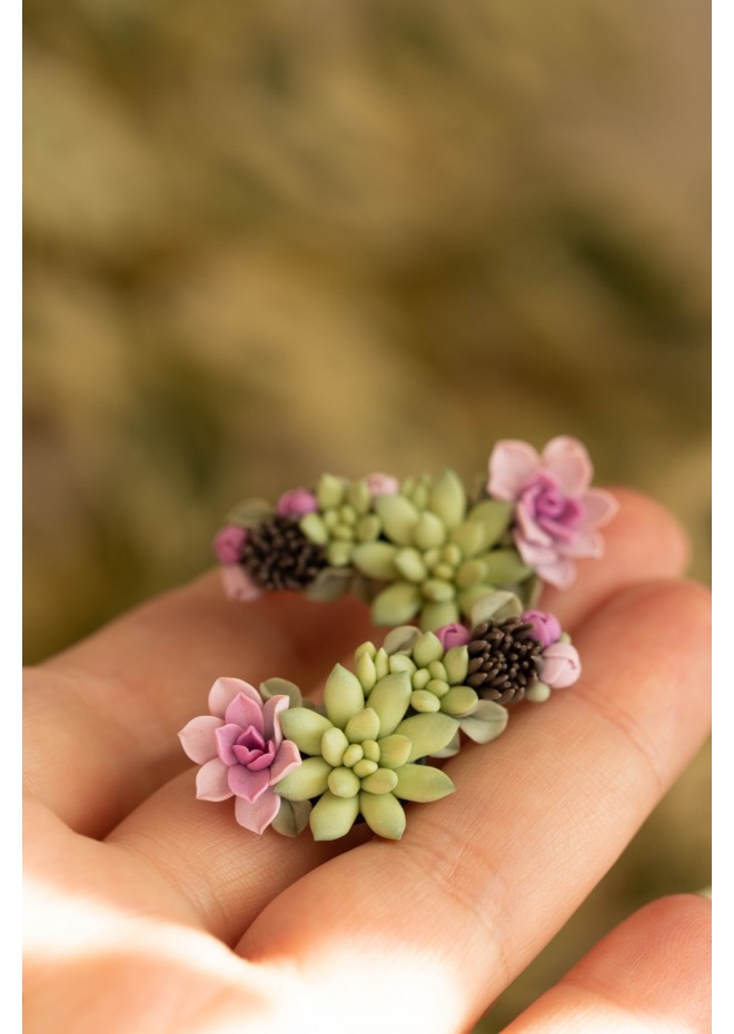 Succulent Echeveria Cuff earrings Green Pink Succulents dangle earrings, unique floral jewelry, design from EtenIren