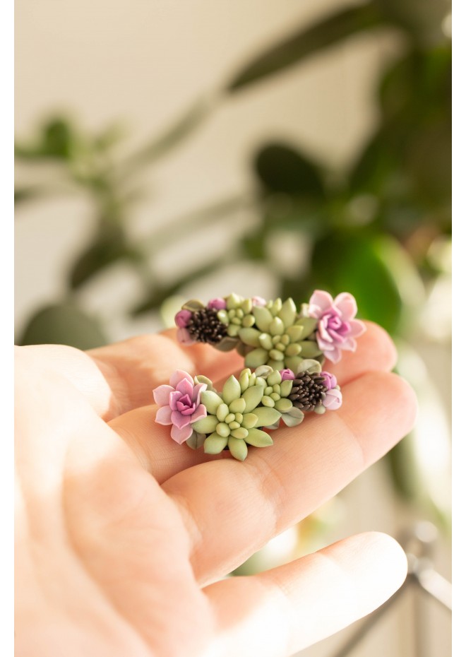 Succulent Echeveria Cuff earrings Green Pink Succulents dangle earrings, unique floral jewelry, design from EtenIren