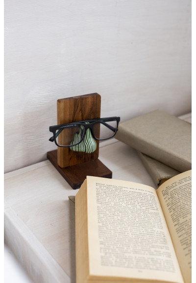 Green Glasses Stand, Polymer Clay Nose-Shaped for Glasses or Sunglasses Stand for 1-3 Pairs - Wall Mounted Eyewear Organizer and Decor Piece