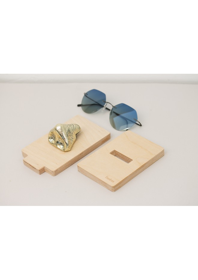 Golden Nose Stand for Glasses and Sunglasses (Desk- mounted)