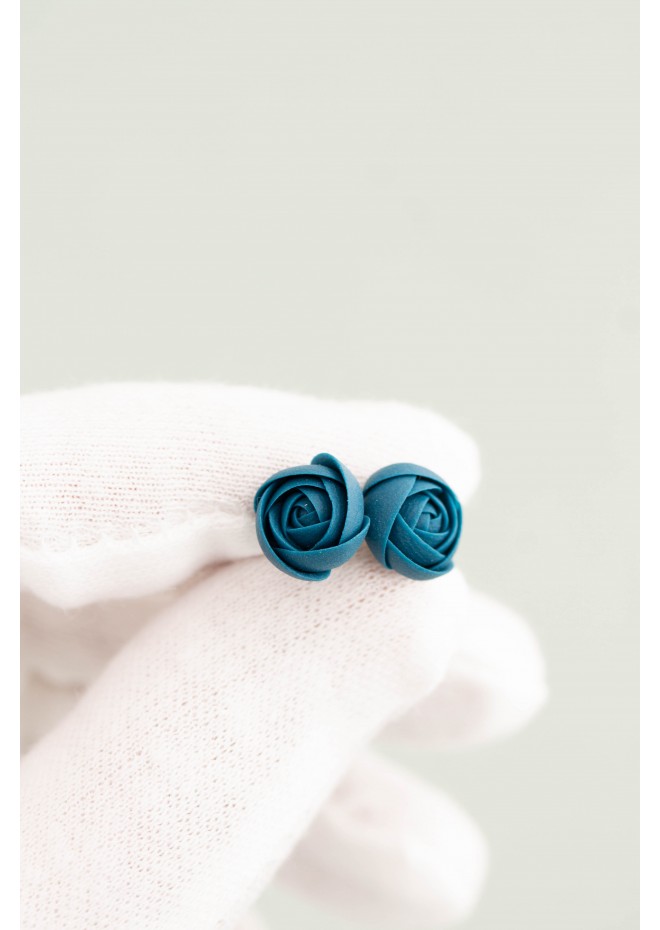 Blue Ranunculus Studs