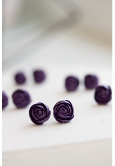 Dark Purple Ranunculus Studs
