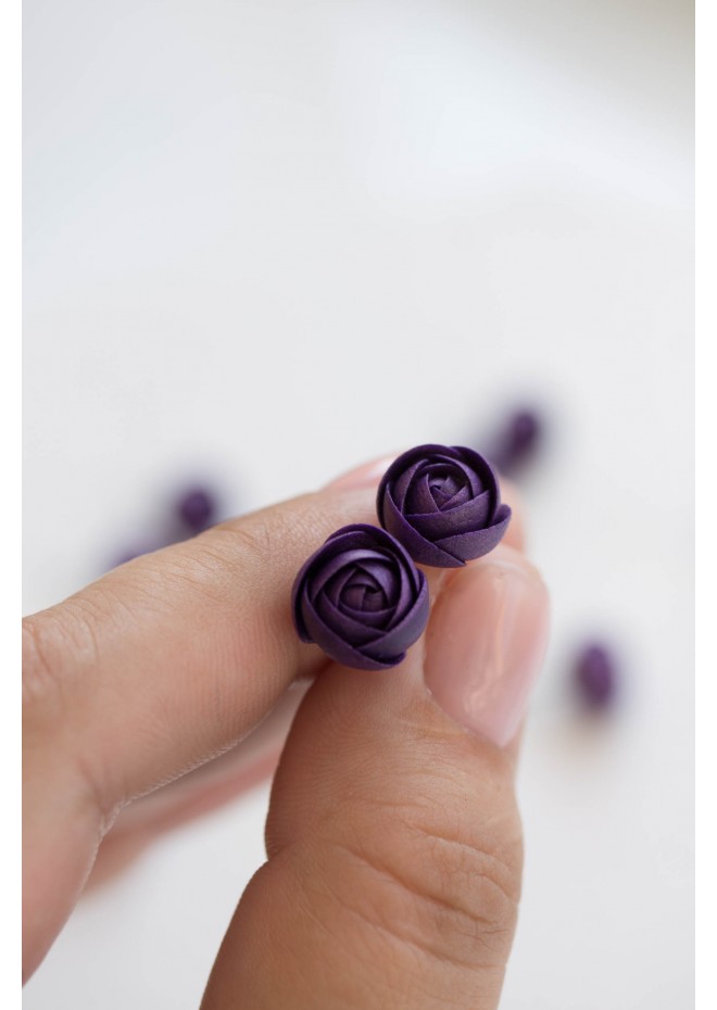 Dark Purple Ranunculus Studs