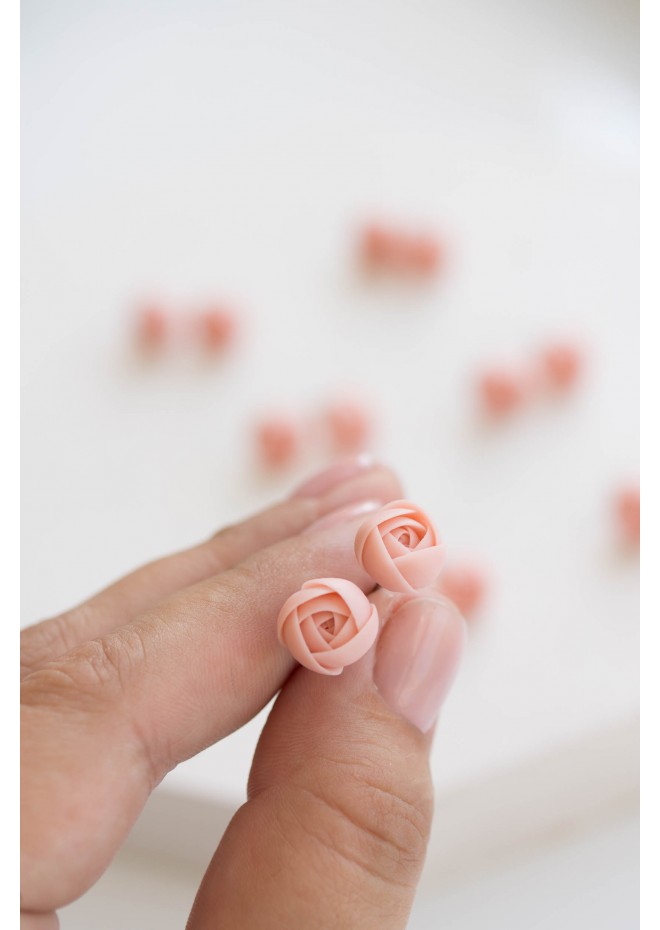 Light Pink Ranunculus Studs