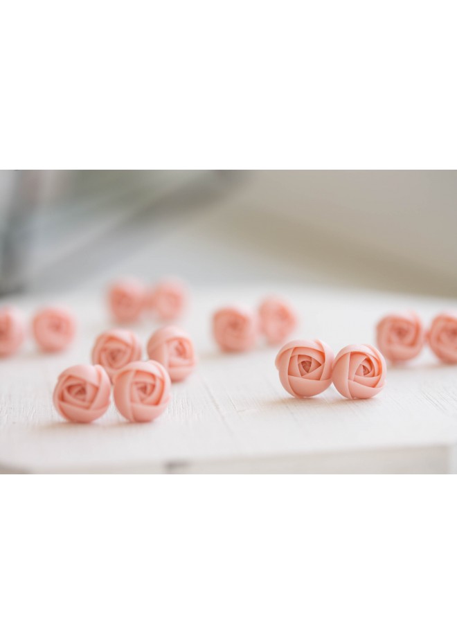 Light Pink Ranunculus Studs