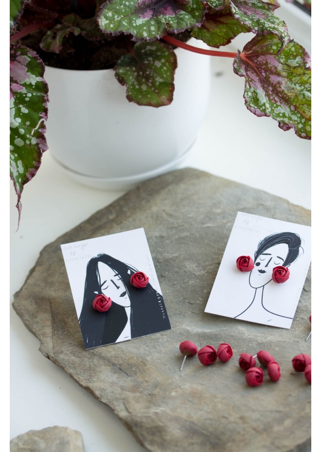 Red Ranunculus Studs