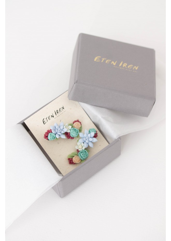 Succulent Echeveria Cuff earrings Grey Blue Pink Succulents dangle earrings, unique floral jewelry, design from EtenIren