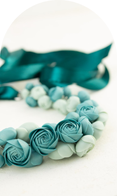 Sculptural Flower Necklaces